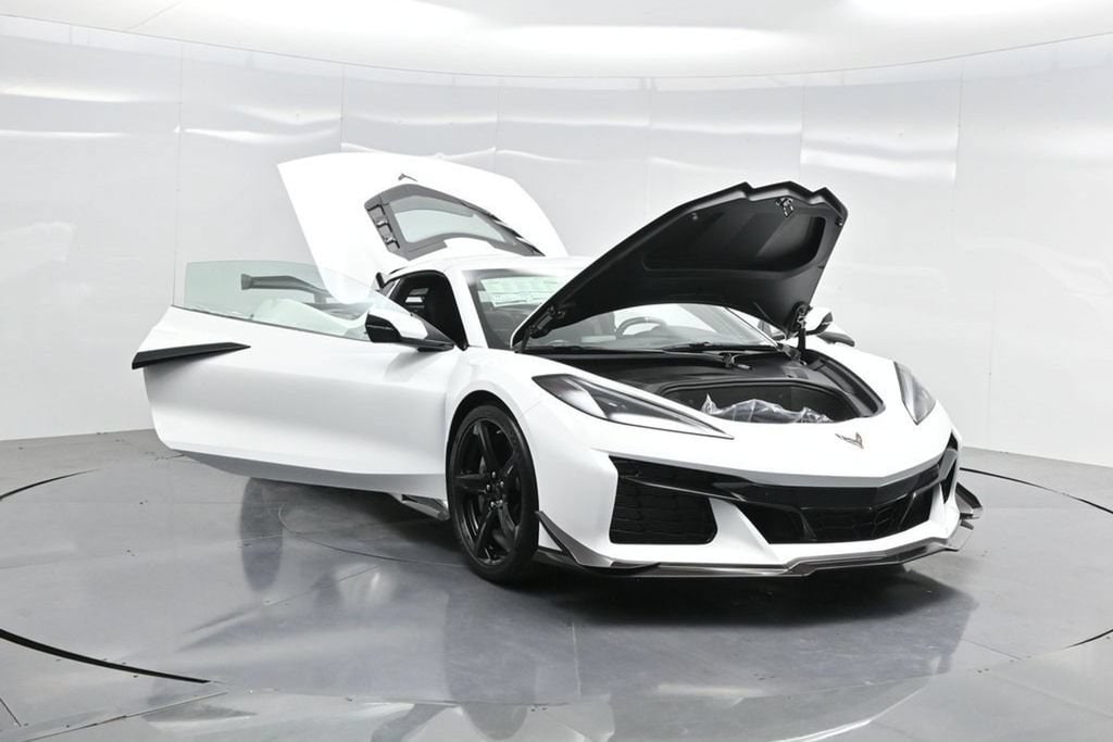 2025 Chevrolet Corvette 3LZ - Photo 34