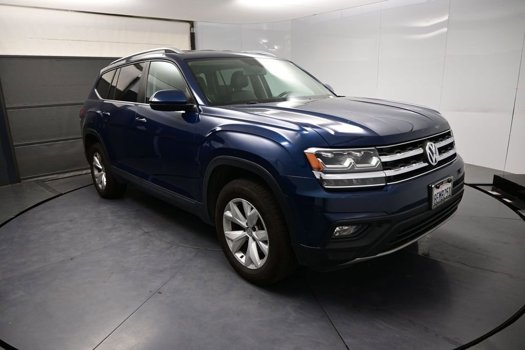 2018 Volkswagen Atlas 3.6L V6 SE photo 2