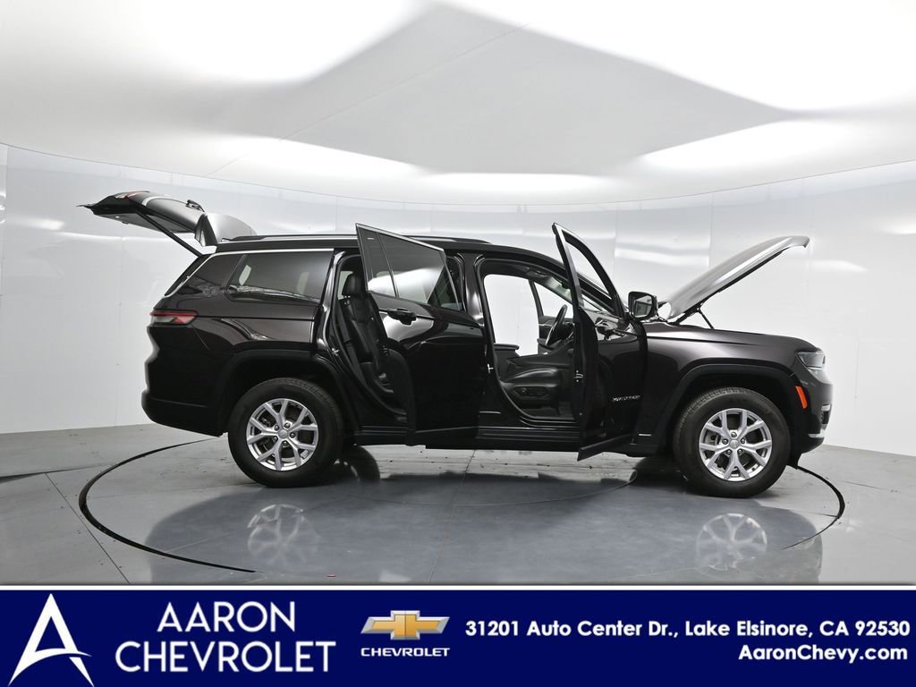 2022 Jeep Grand Cherokee Limited photo 2