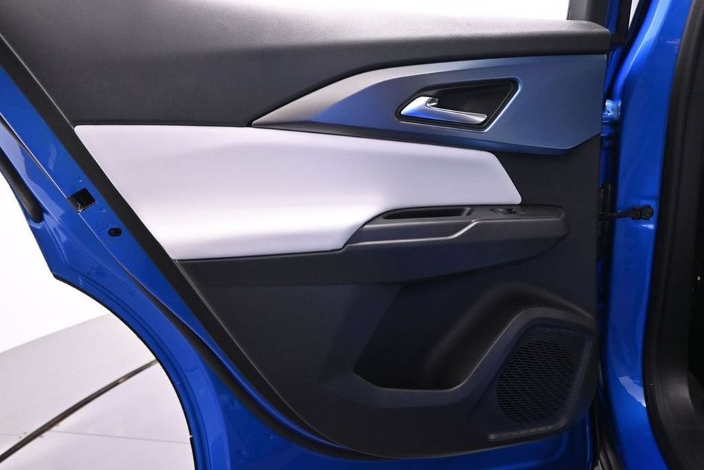 2026 Chevrolet Equinox EV 2LT - Photo 30