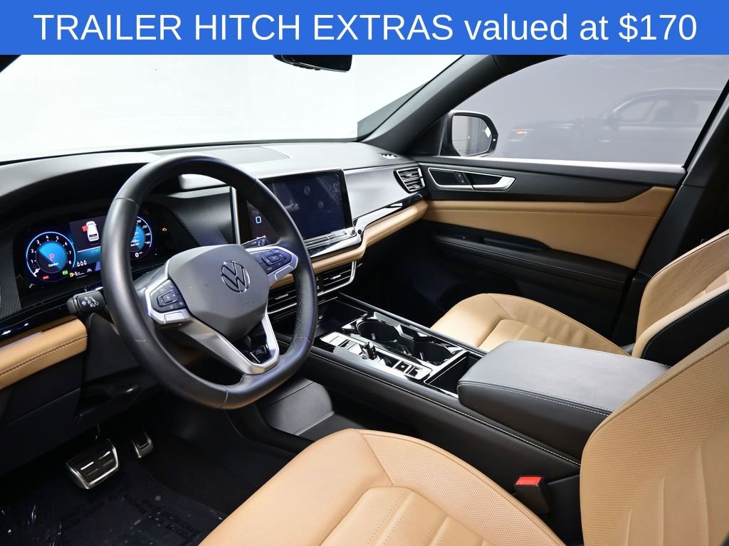 2024 Volkswagen Atlas Cross Sport 2.0T SEL R-Line photo 3