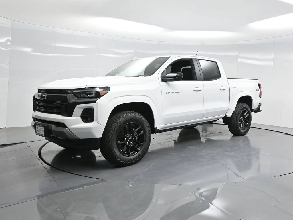 2025 Chevrolet Colorado Z71 - Photo 59