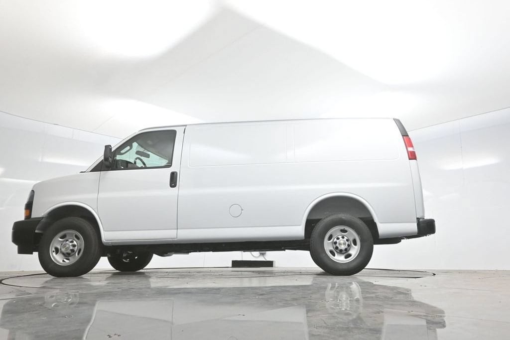 2026 Chevrolet Express Cargo Work Van - Photo 66