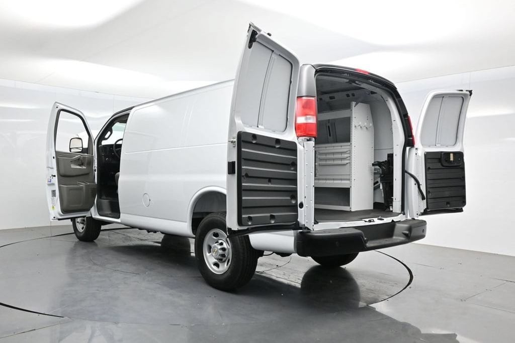2026 Chevrolet Express Cargo Work Van - Photo 52