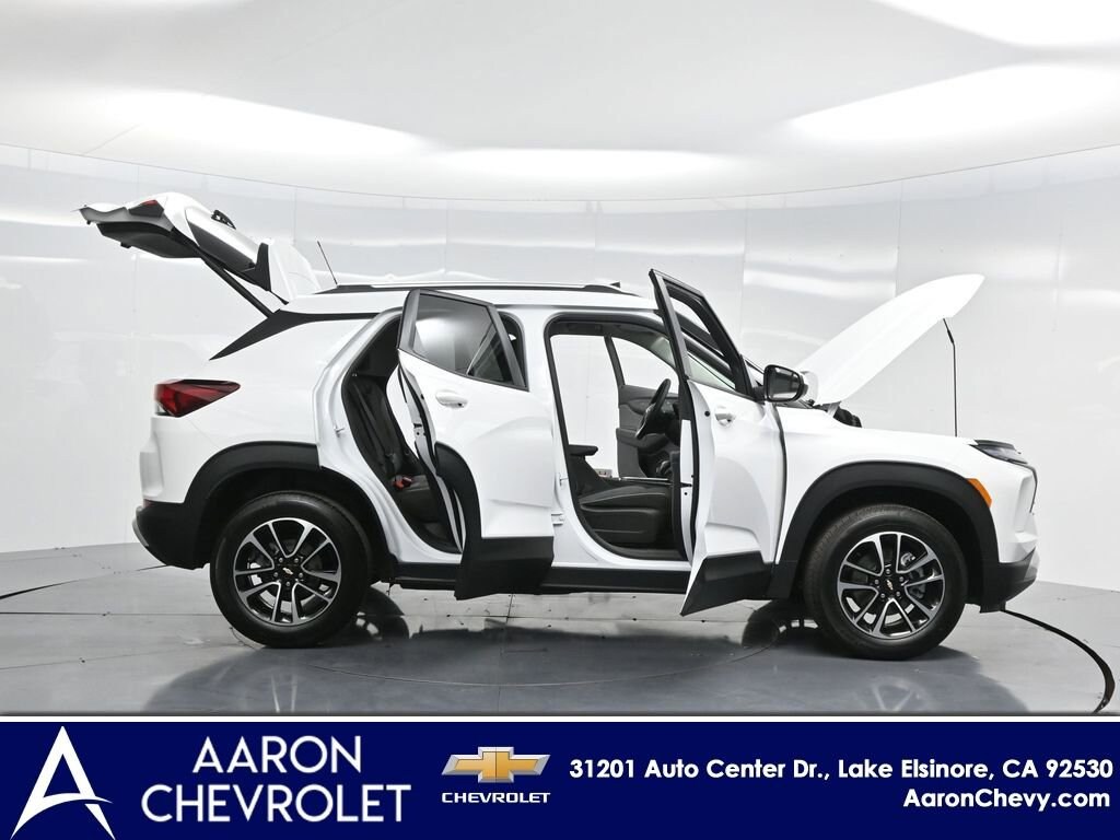 New 2025 Chevrolet Trailblazer LT SUV