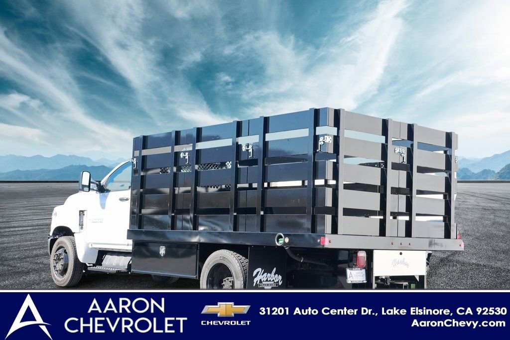 2023 Chevrolet Silverado 6500HD Work Truck photo 2