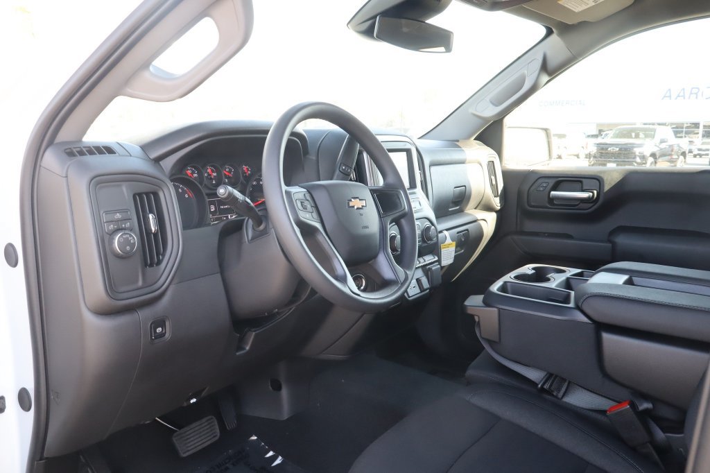 2026 Chevrolet Silverado 1500 Custom - Photo 14