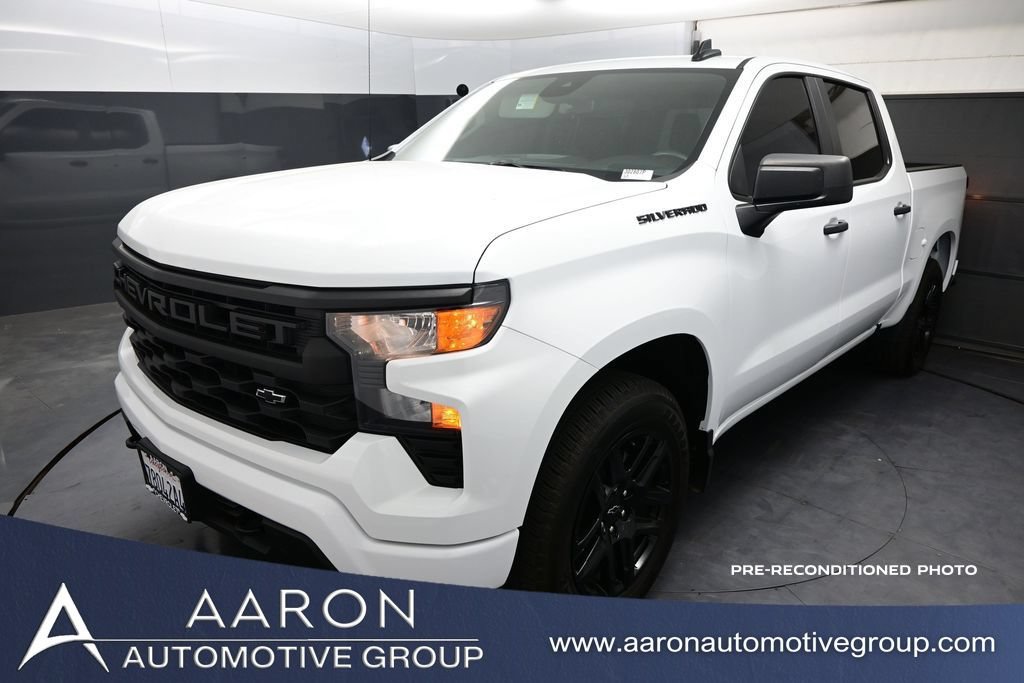 2024 Chevrolet Silverado 1500 Custom