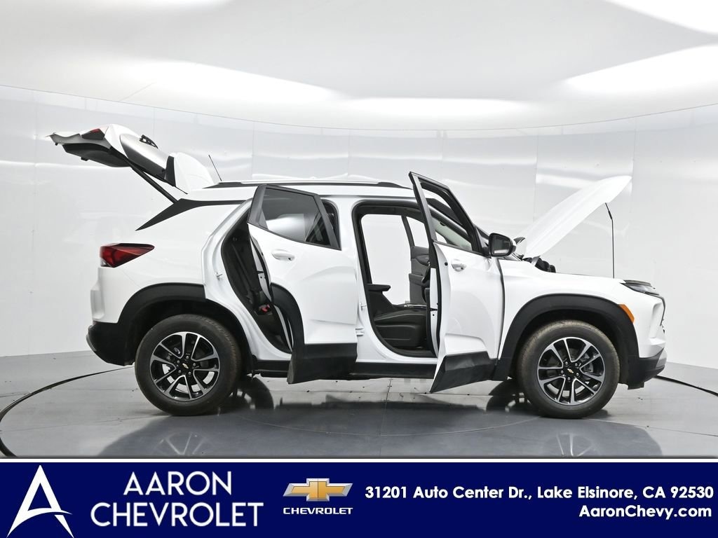 New 2025 Chevrolet Trailblazer LT SUV