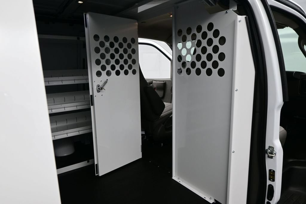 2026 Chevrolet Express Cargo Work Van - Photo 34