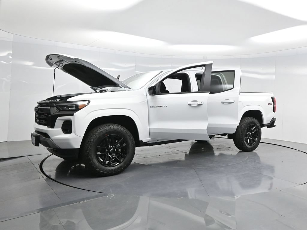 2025 Chevrolet Colorado Z71 - Photo 33