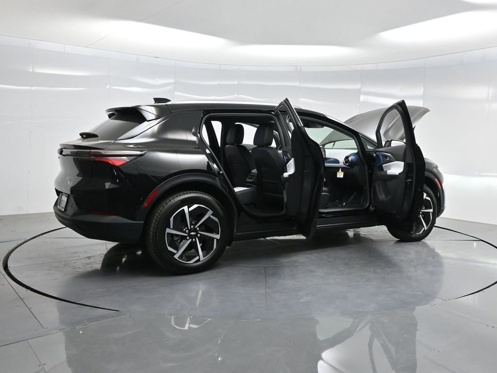 Used 2026 Chevrolet Equinox EV LT 2 SUV