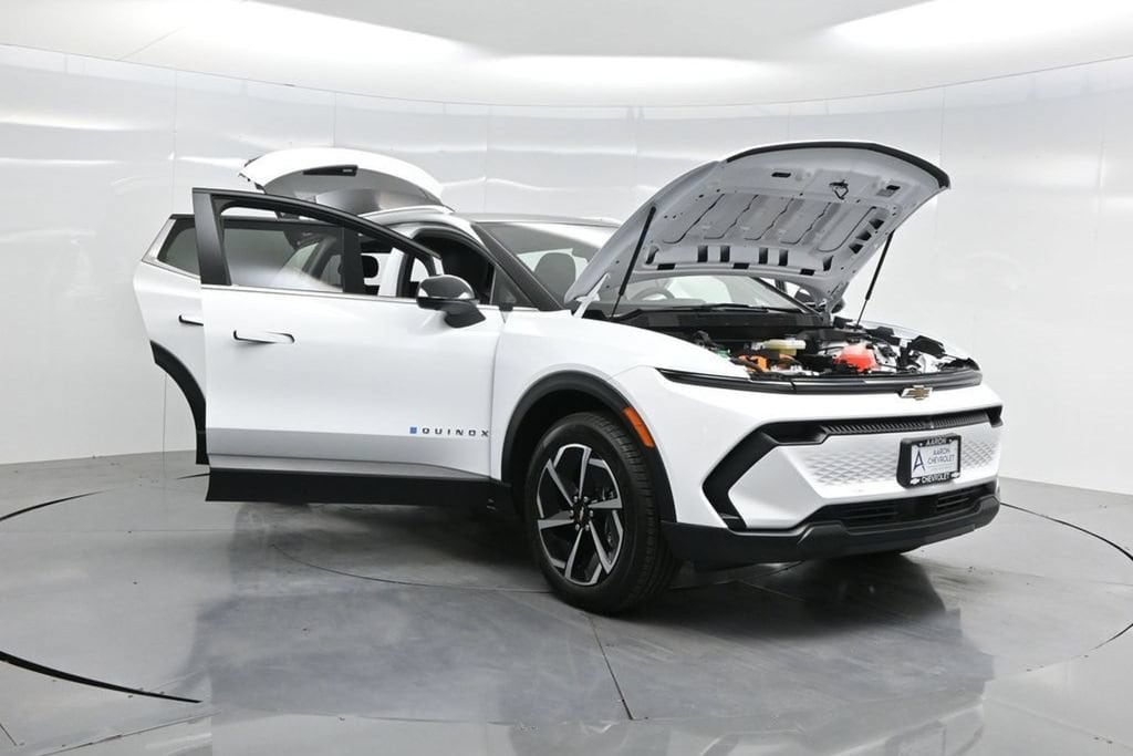2026 Chevrolet Equinox EV 2LT - Photo 42