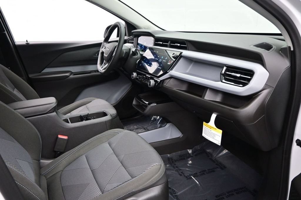 2027 Chevrolet Bolt LT - Photo 10