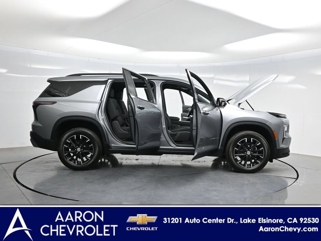 2026 Chevrolet Traverse LT - Photo 3