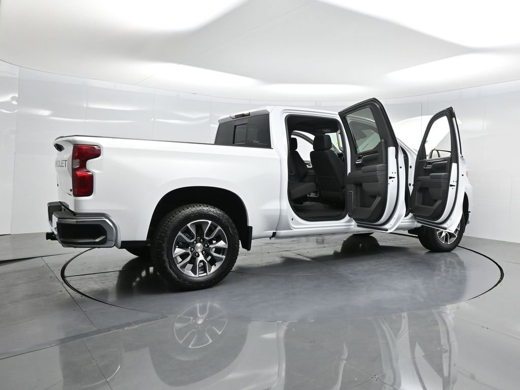 2025 Chevrolet Silverado 1500 photo 4