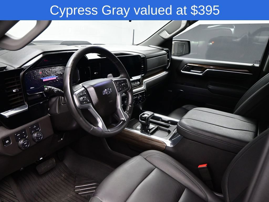 2025 Chevrolet Silverado 1500 LT Trail Boss photo 3