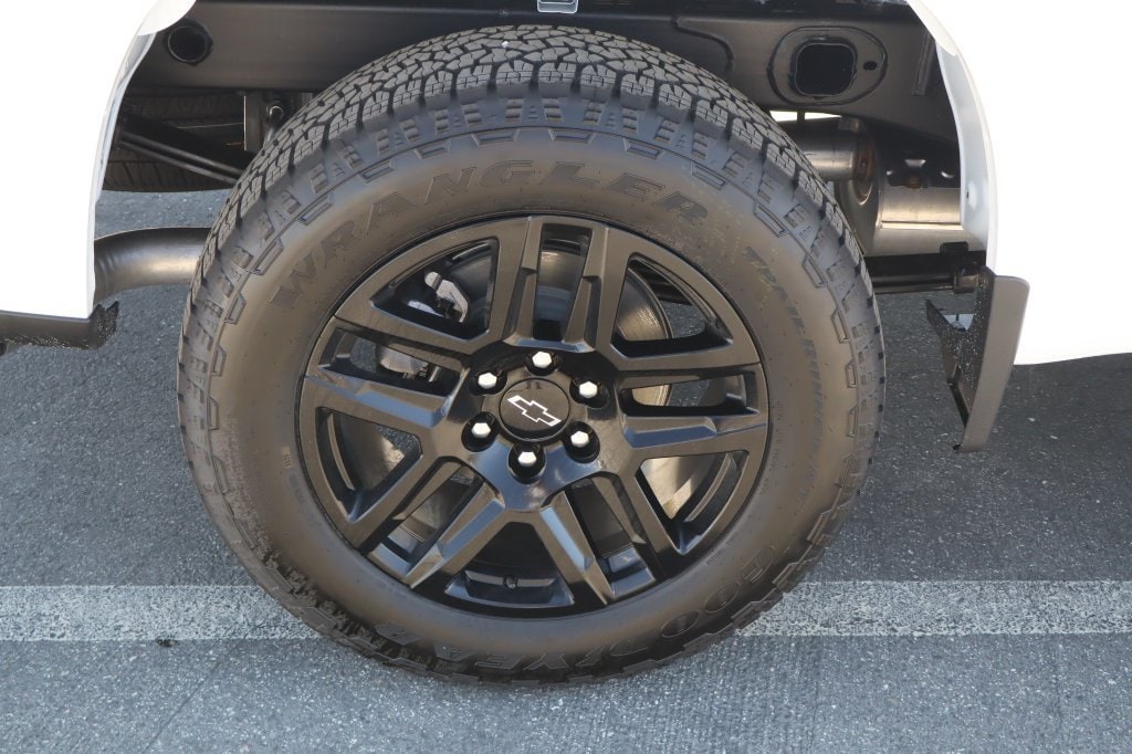 2026 Chevrolet Silverado 1500 Custom - Photo 14