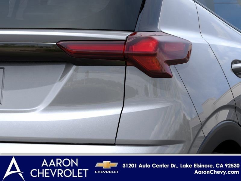 2027 Chevrolet Bolt LT - Photo 11