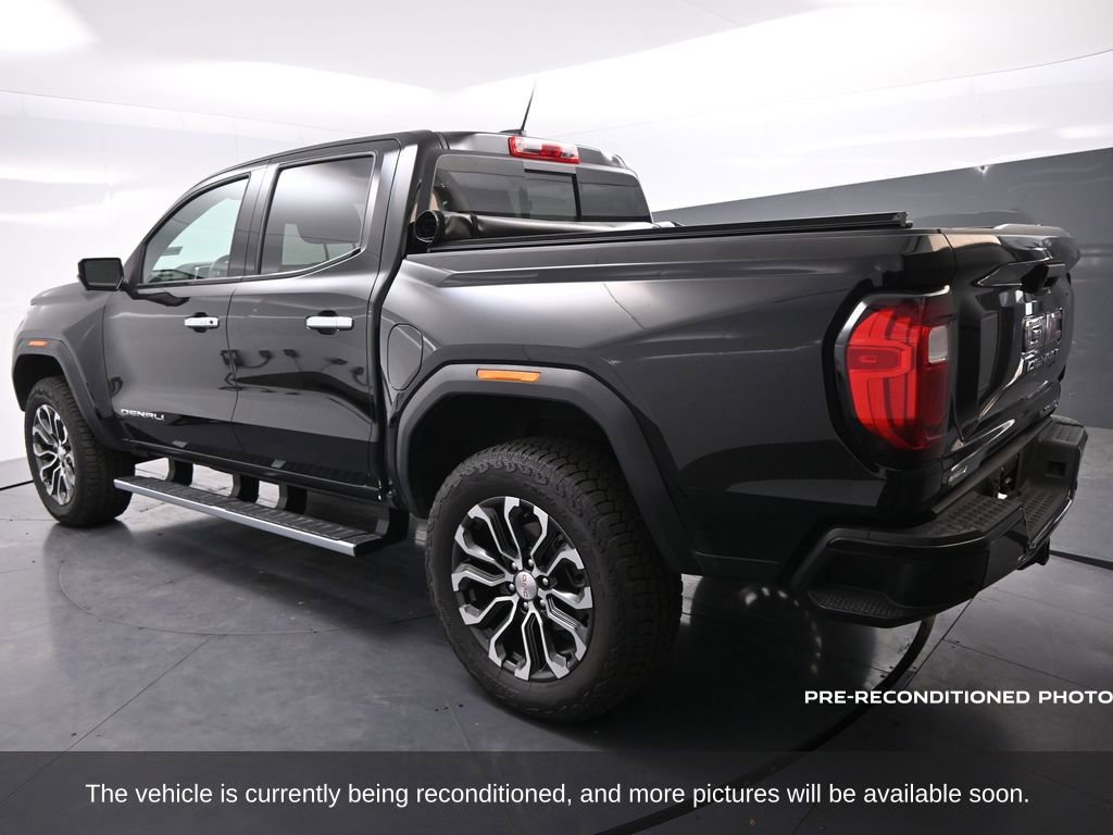 2024 Gmc Canyon Denali photo 2