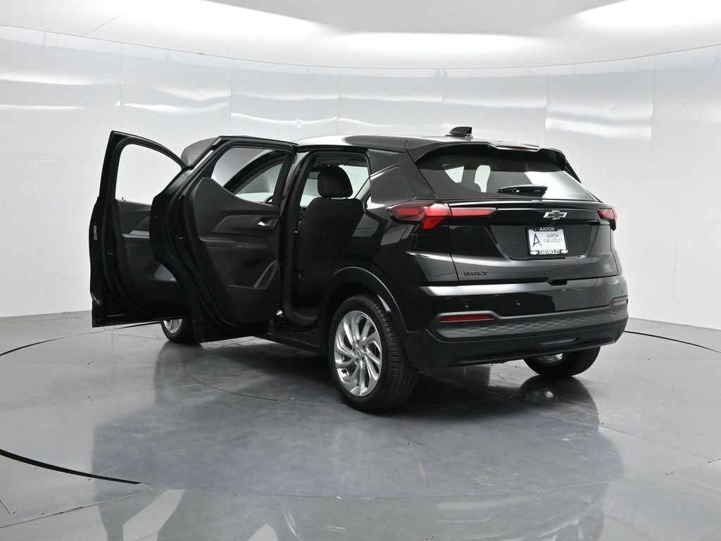 2027 Chevrolet Bolt LT - Photo 54