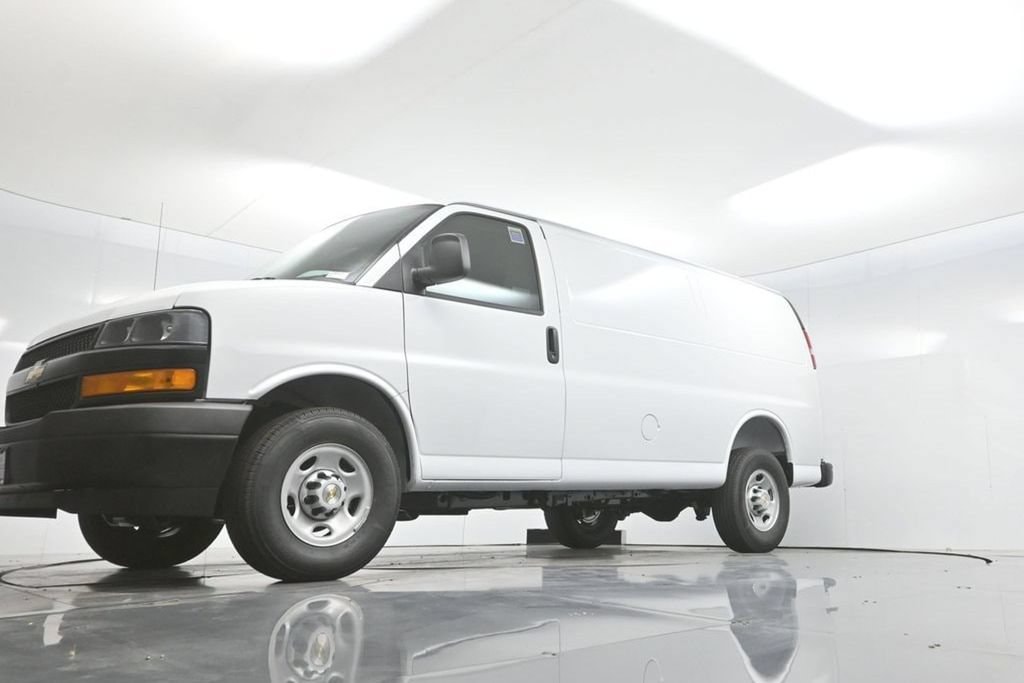 2026 Chevrolet Express Cargo Work Van - Photo 54