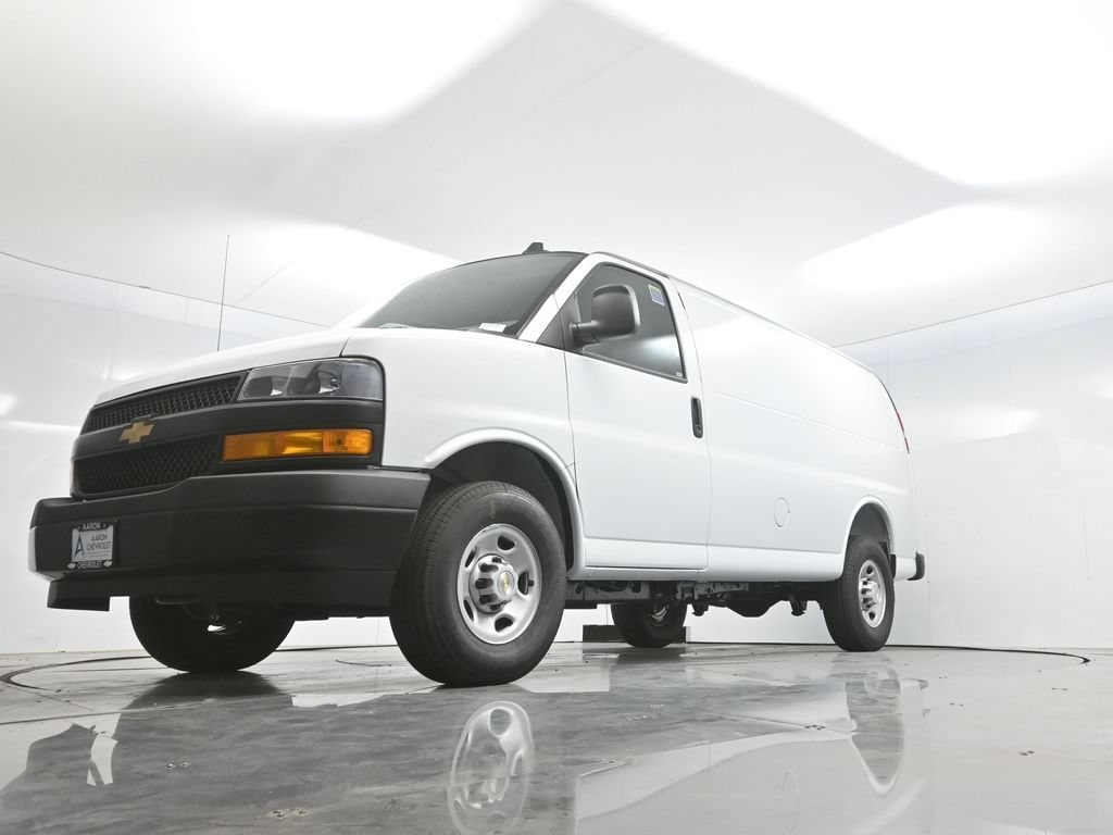 2026 Chevrolet Express Cargo Work Van - Photo 60