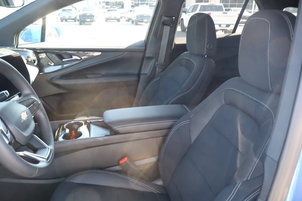 2026 Chevrolet Blazer EV LT - Photo 18