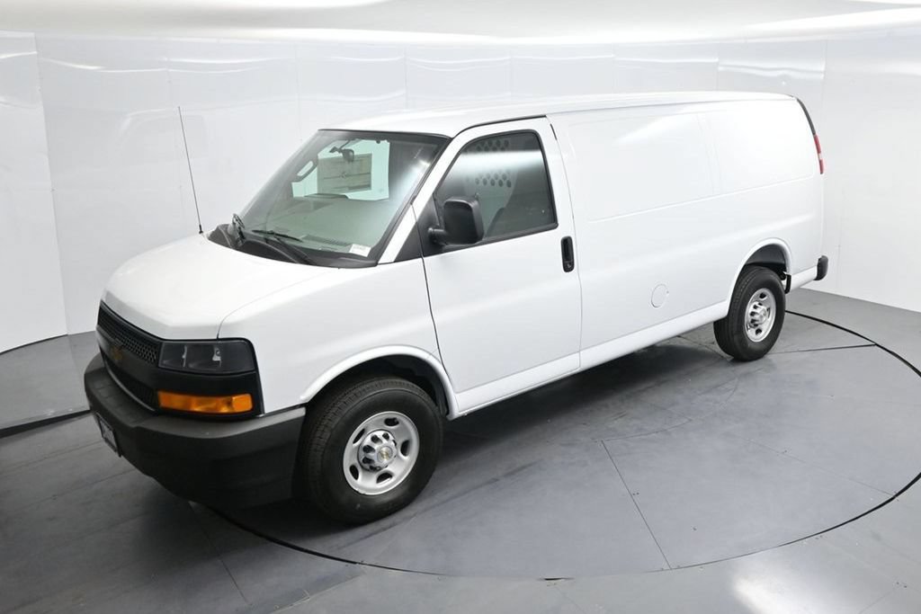 2026 Chevrolet Express Cargo Work Van - Photo 53