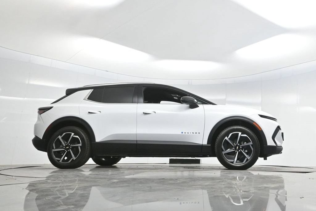 2026 Chevrolet Equinox EV 2LT - Photo 57