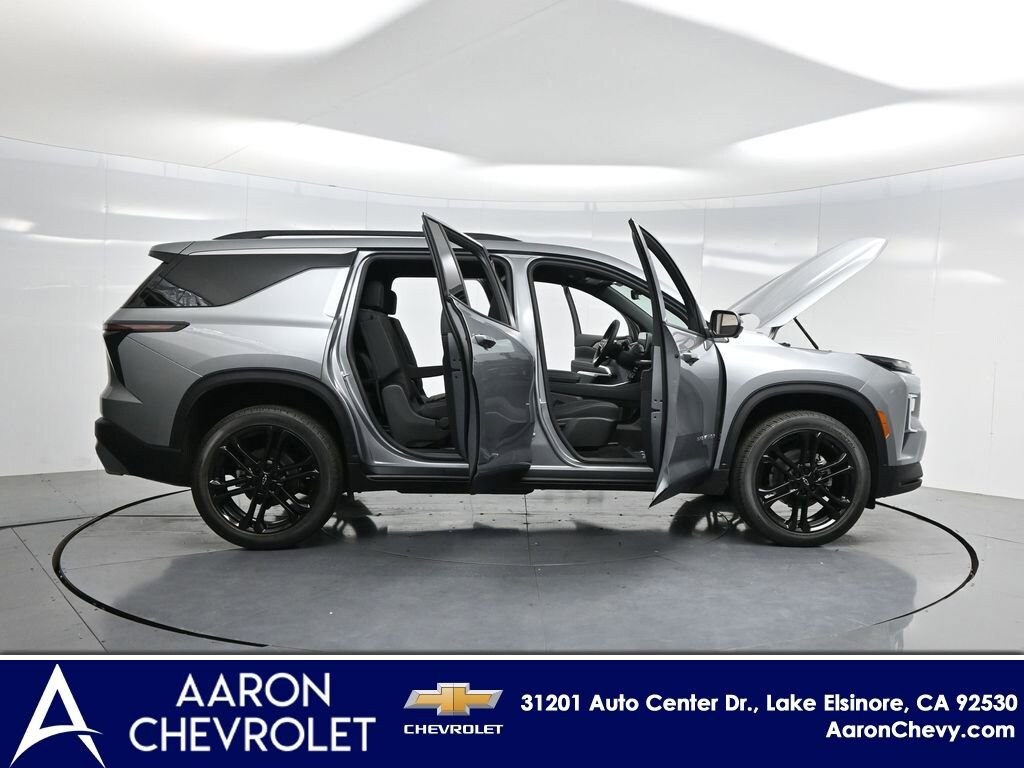 New 2026 Chevrolet Traverse LT SUV