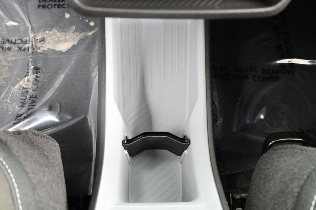 2027 Chevrolet Bolt LT - Photo 30