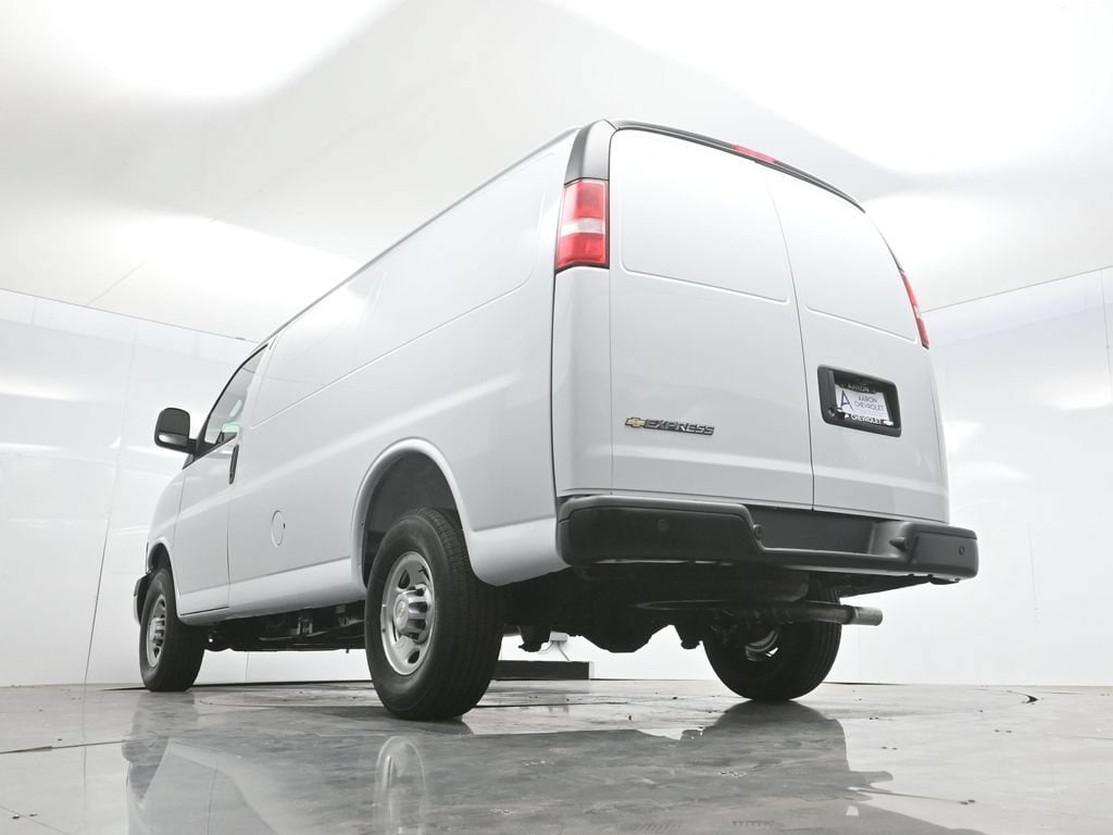 2026 Chevrolet Express Cargo Work Van - Photo 66
