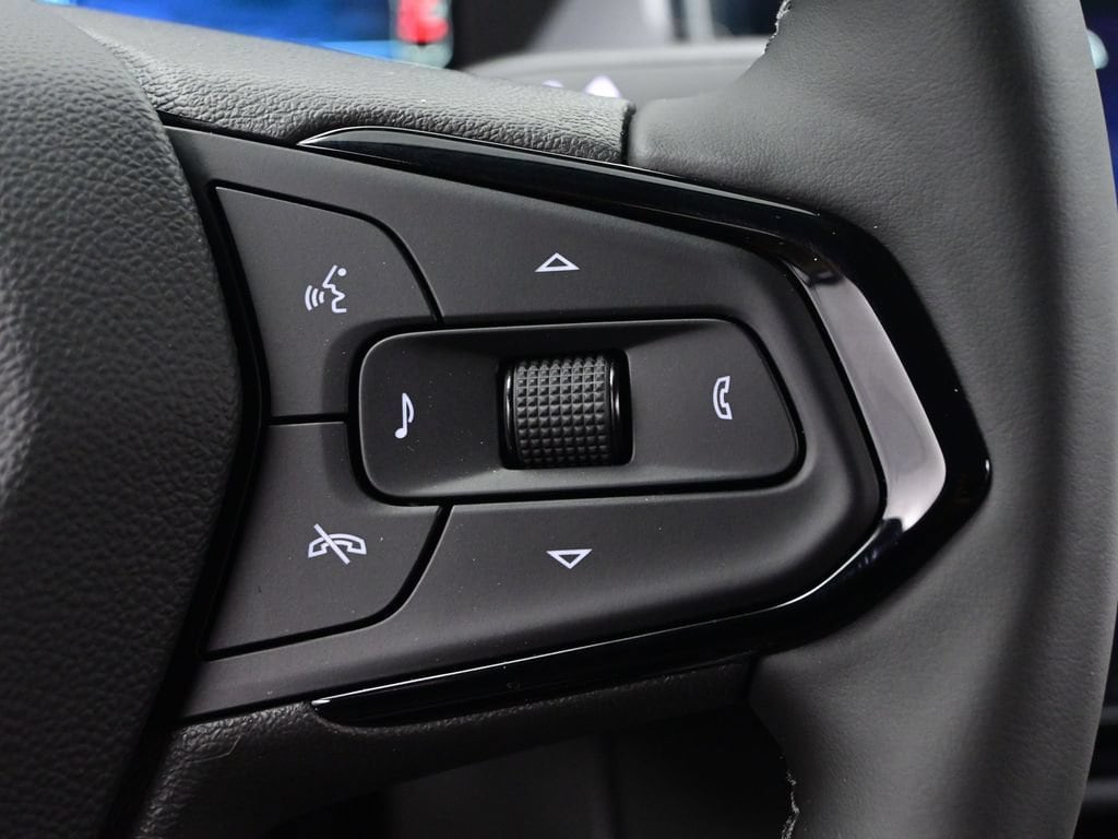 2027 Chevrolet Bolt LT - Photo 24
