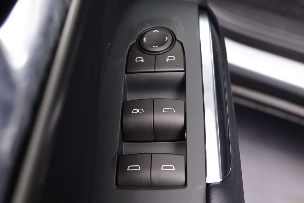 2026 Chevrolet Traverse LT - Photo 25