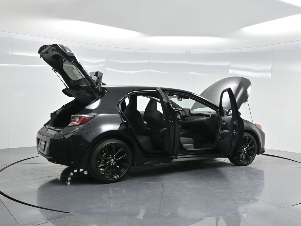 2020 Toyota Corolla SE Nightshade Edition photo 4