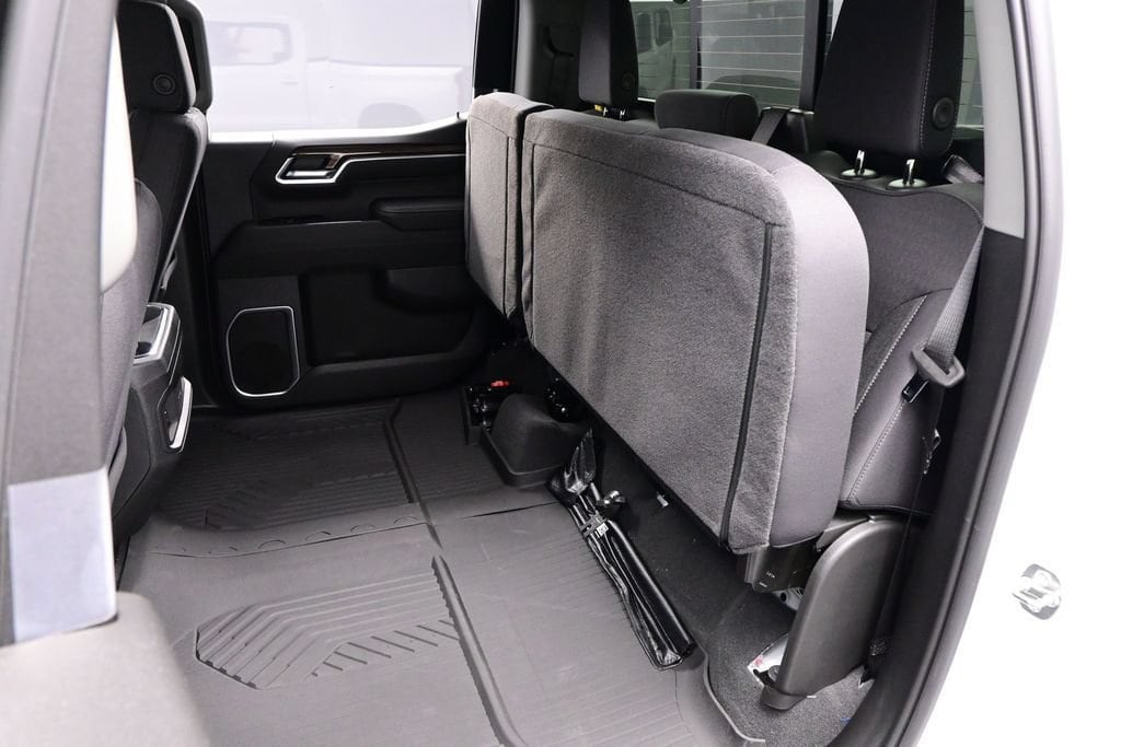 2026 Chevrolet Silverado 1500 RST - Photo 18