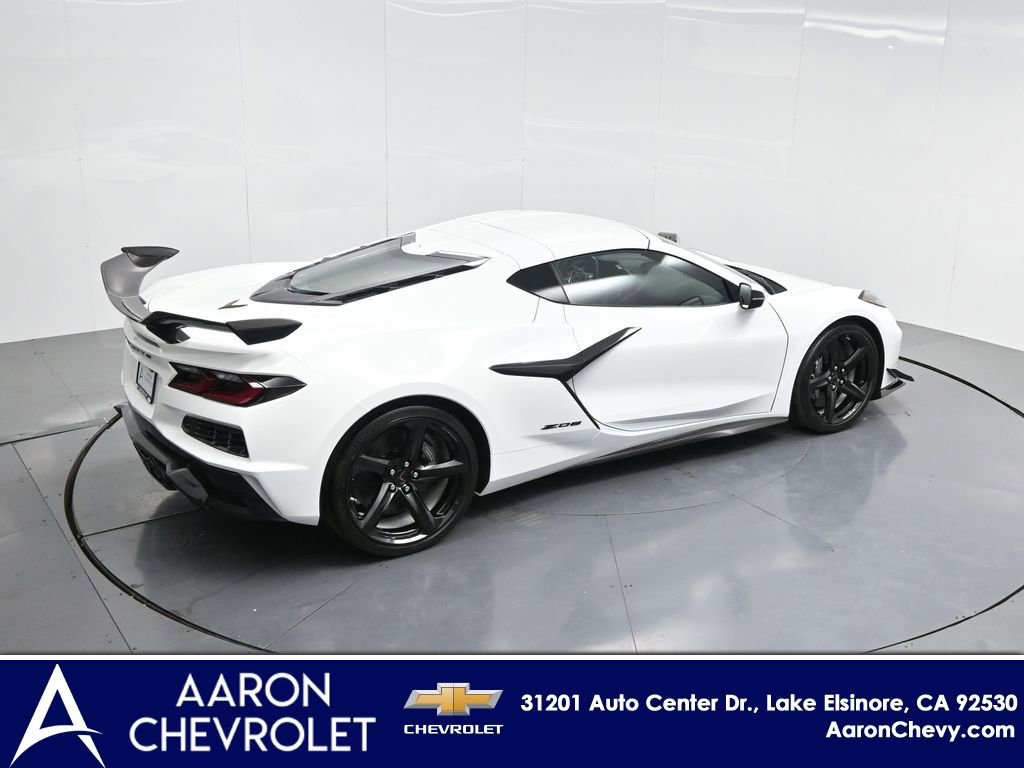 2025 Chevrolet Corvette 3LZ - Photo 37