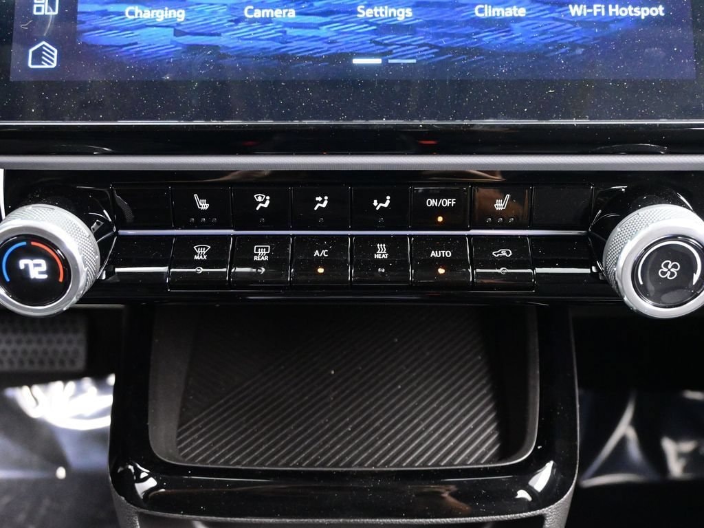 2027 Chevrolet Bolt LT - Photo 28