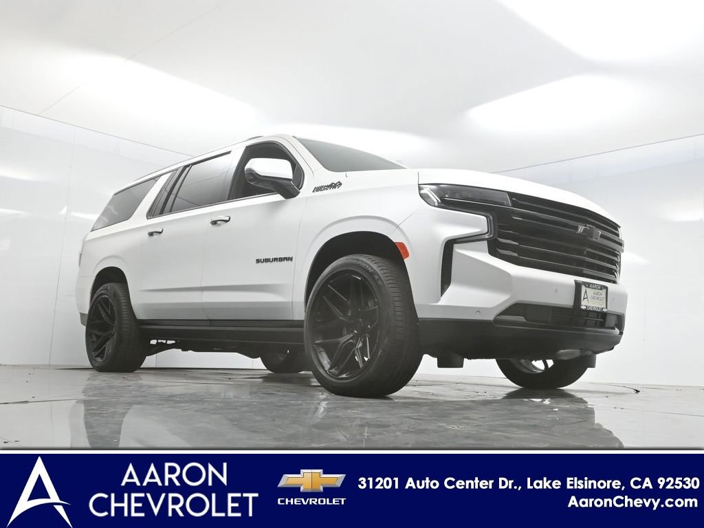 2024 Chevrolet Suburban High Country photo 2