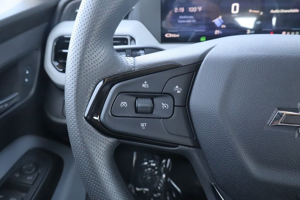 2027 Chevrolet Bolt LT - Photo 20