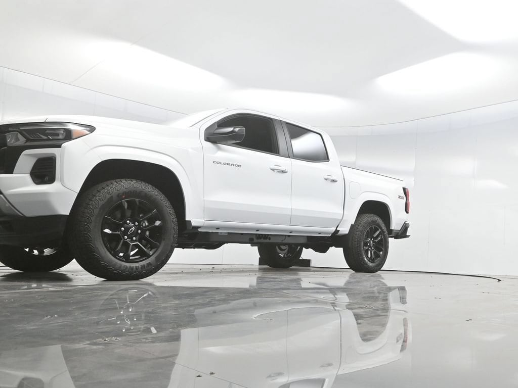 2025 Chevrolet Colorado Z71 - Photo 49