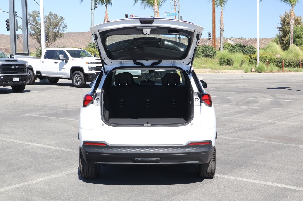 2027 Chevrolet Bolt LT - Photo 31