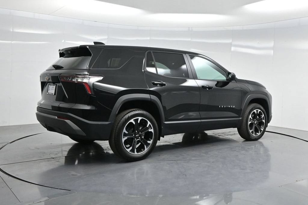 2026 Chevrolet Equinox LT - Photo 44