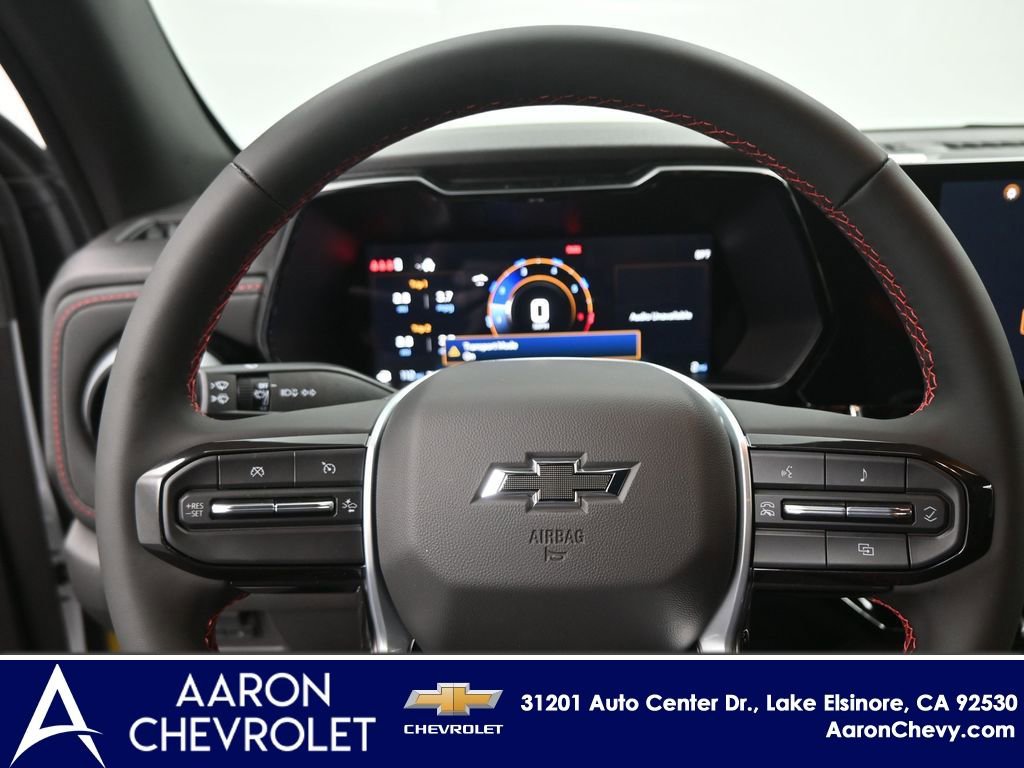2025 Chevrolet Colorado Z71 - Photo 8