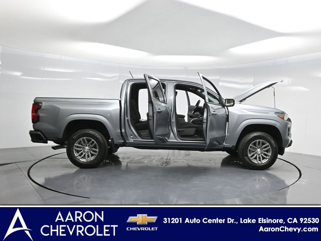 2026 Chevrolet Colorado LT photo 3