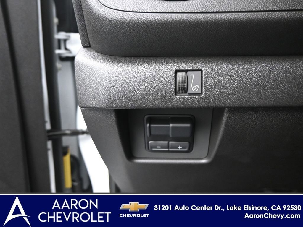 2025 Chevrolet Colorado Trail Boss - Photo 12