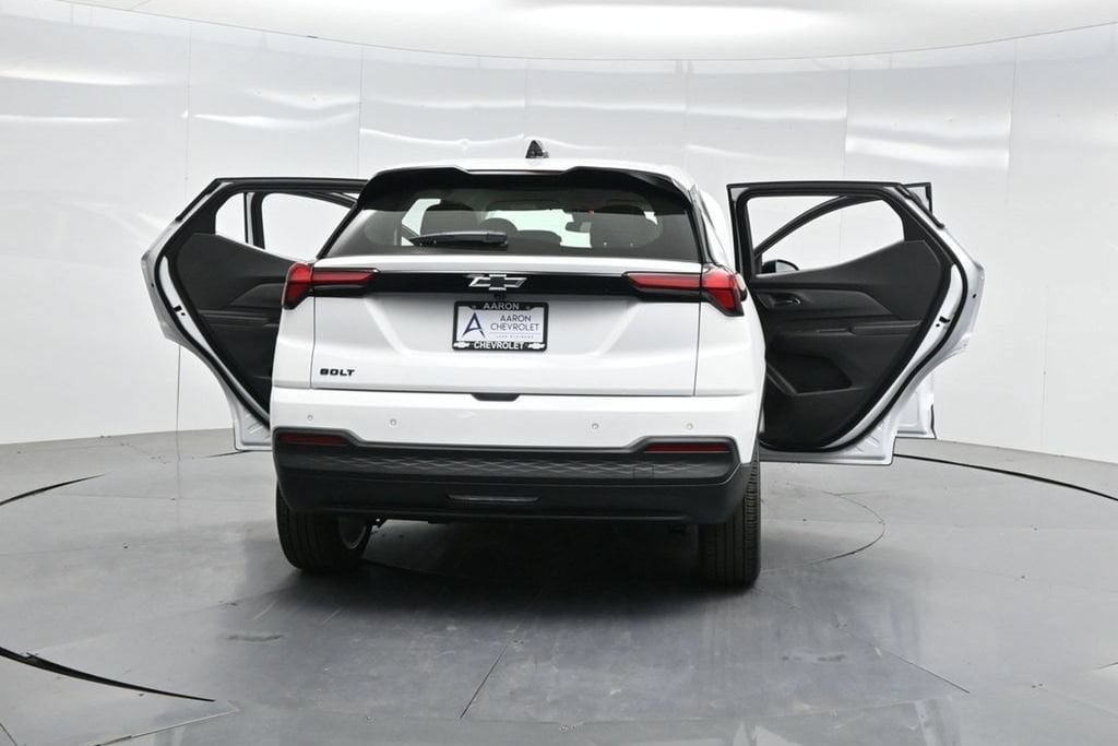 2027 Chevrolet Bolt LT - Photo 54