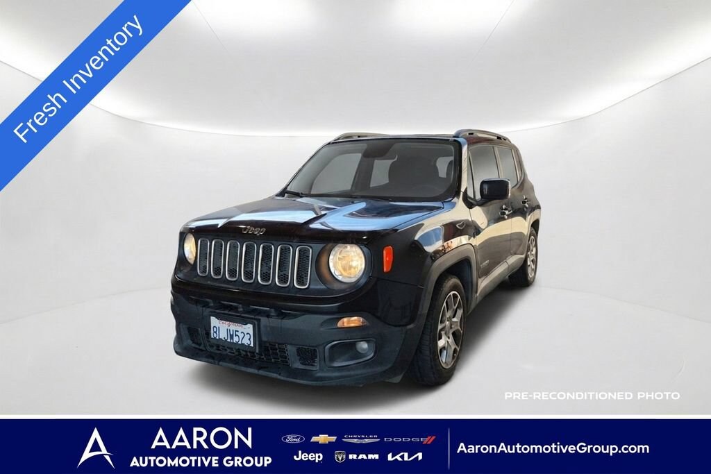 Used 2018 Jeep Renegade Latitude FWD SUV