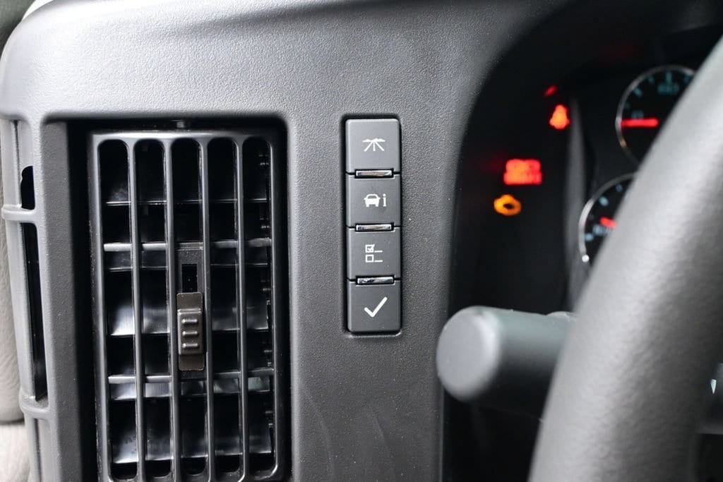 2026 Chevrolet Express Cargo Work Van - Photo 17